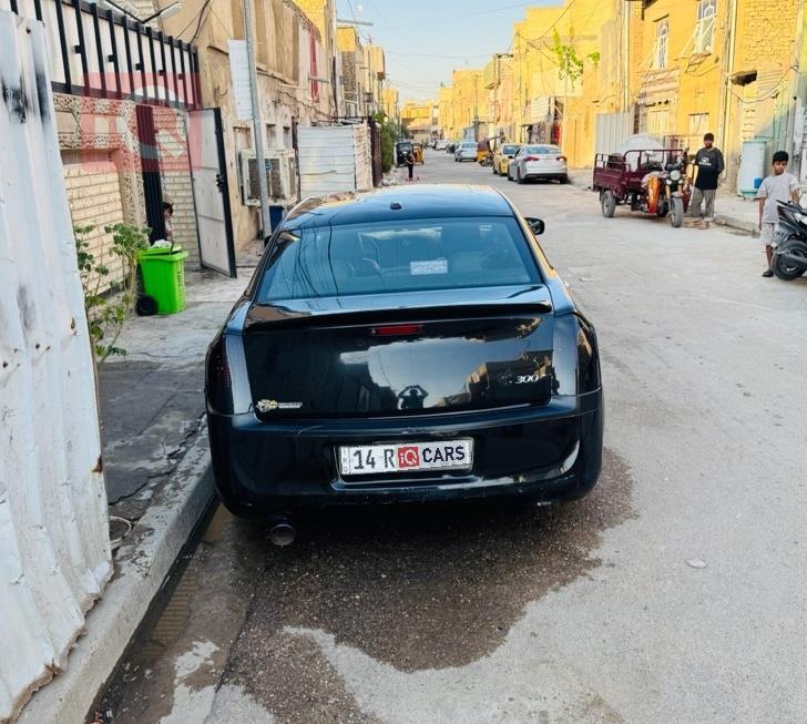كرايسلر 300